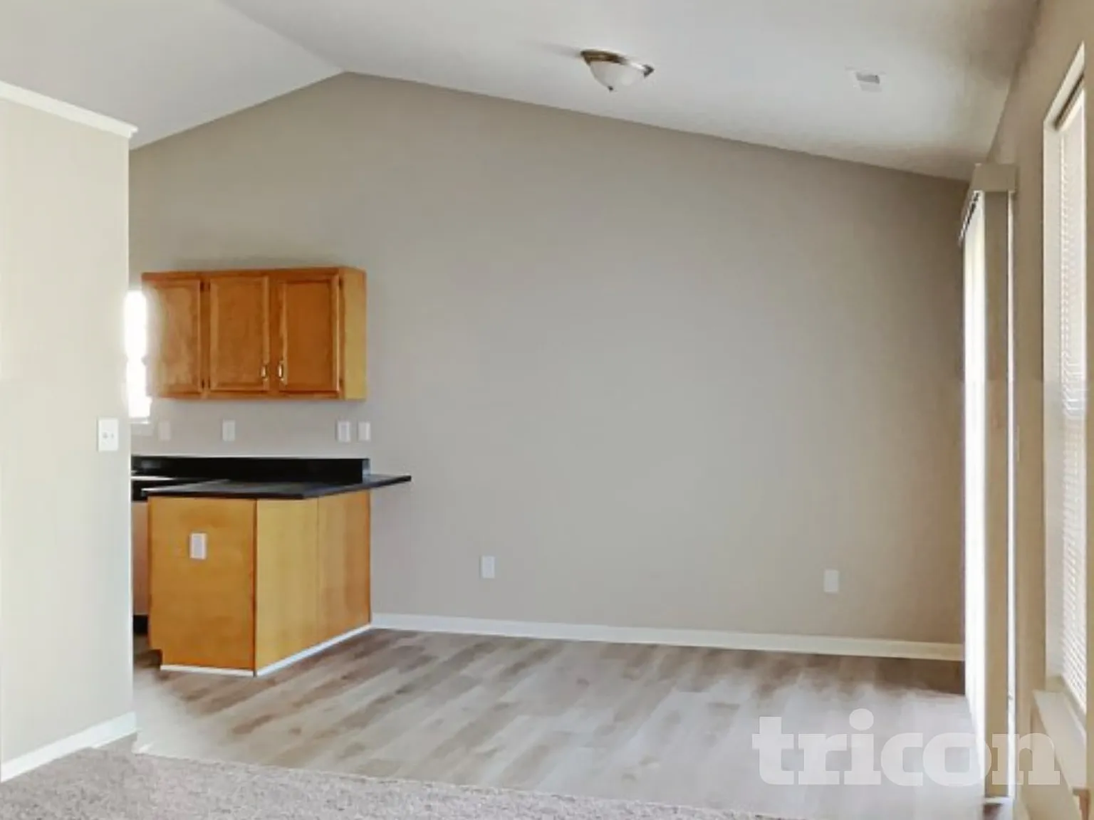 2220 Lakecrest Drive Columbus IN — Photo 4
