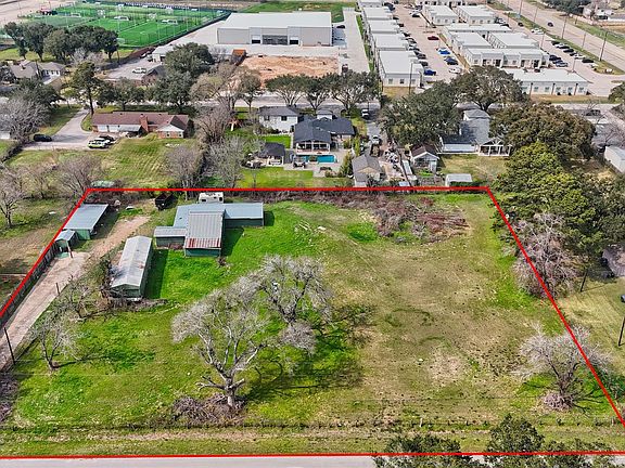 3rd image of 25118 Roesner Ln