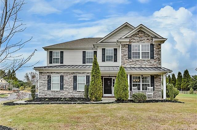 1st image of 2108 N Red Tail Ct