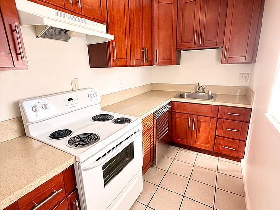 5th image of 1626 Bonita Ave APT 3