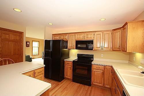 alternate kitchen view