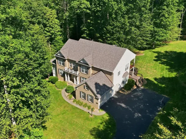 6645 Passage Creek Ln, Manassas, VA 20112
