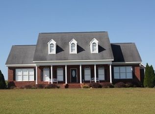 1230 Bass Lake Rd, Clinton, NC 28382