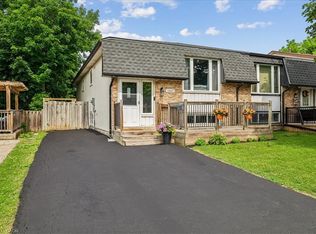 2367 Middlesmoor Cres, Burlington, ON L7P 3X4
