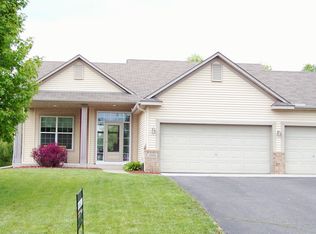 2316 Coldwater Xing, Mayer, MN 55360