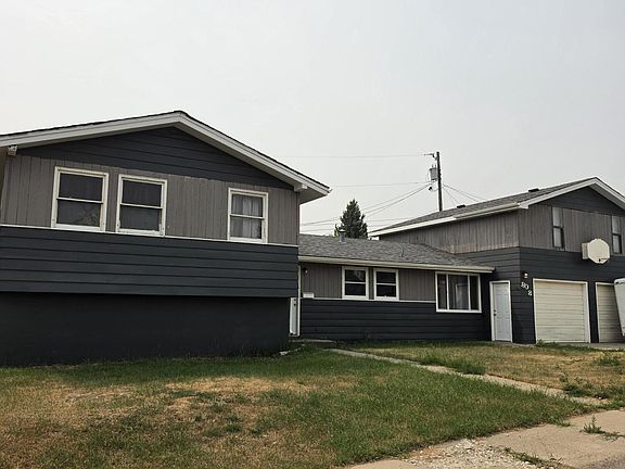 2nd image of 808 7th St