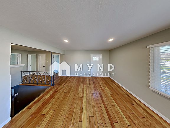3rd image of 912 9th Ave
