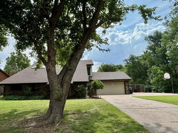 1211 Cansler Dr, Enid, OK 73703