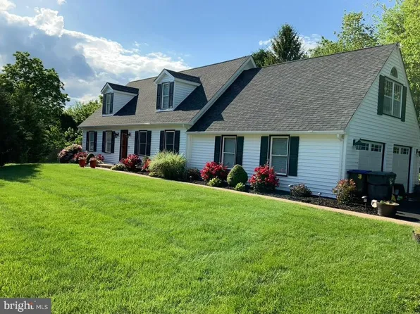 3 Center Ave, Trappe, PA 19426