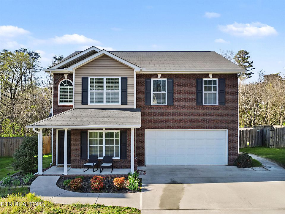 1st image of 5917 Apple Valley Dr