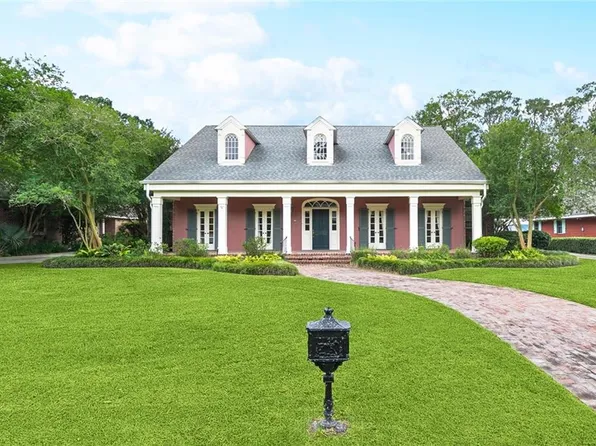 9816 Elm Pl, River Ridge, LA 70123
