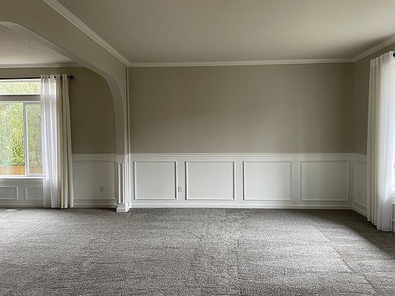 5th image of 17812 NE 38th Way