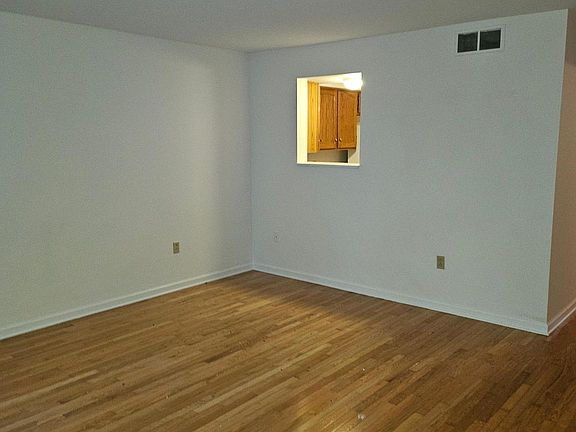 5th image of 378 Washington Ave
