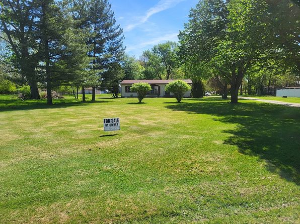 838 Country Lane Rd