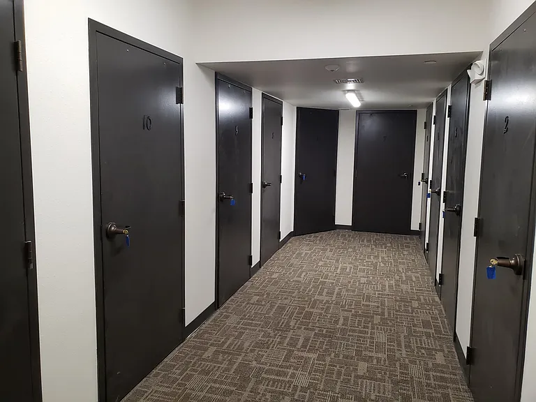 808 N Superior Ave #309 — Photo 6