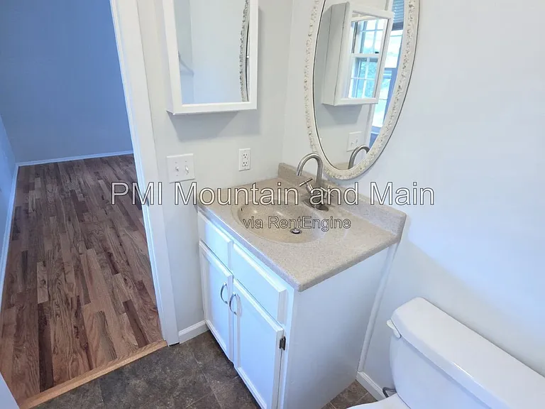 4 Erwin Dr — Photo 32