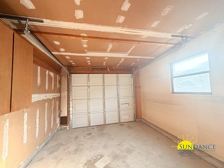 166 Marcia Dr — Photo 25