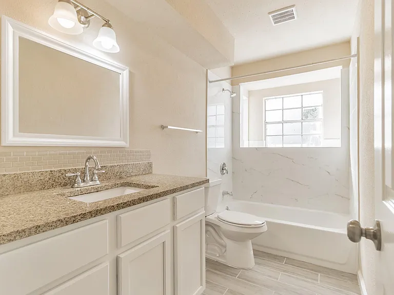 6815 Beachwood St #1 — Photo 13