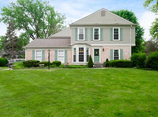 1457 Lantern Ln, Rochester Hills, MI 48306
