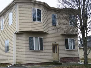 130 Mount Hope Ave, Bristol, RI 02809