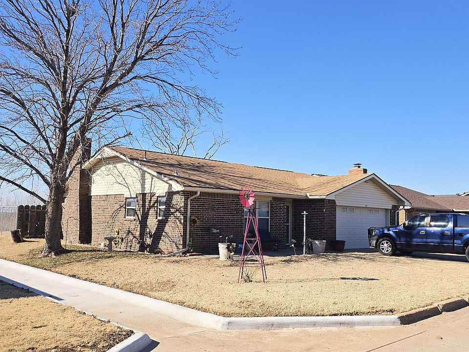 1st image of 717 Hillcrest Dr