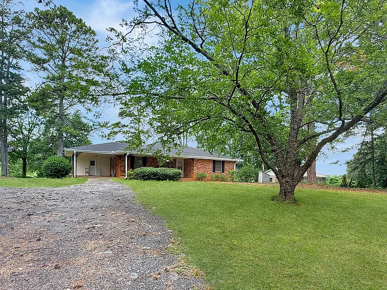 1595 Tulip Ln — Photo 21