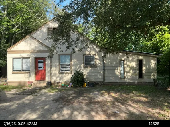 207 Franklin Dr, Albany, GA 31705