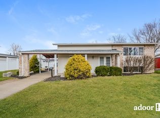 1375 Jackson Ln, Florissant, MO