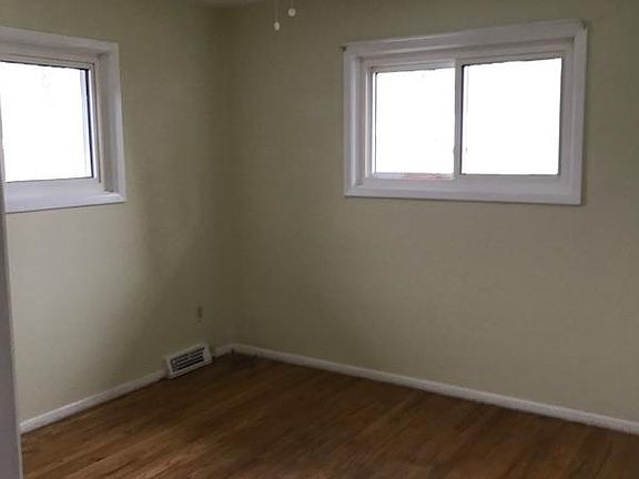 5th image of 6572 Vallevista Dr