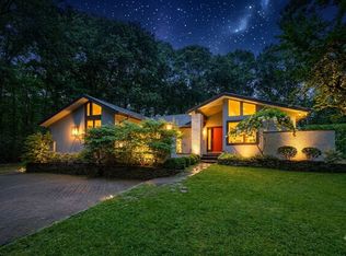 2723 Deerfield Rd, Sag Harbor, NY 11963