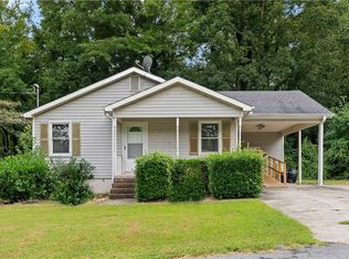 124 Azalea Dr, Griffin, GA 30224
