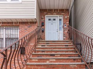216 Bergen St #A, Newark, NJ 07103