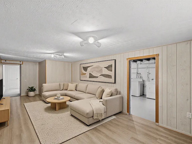 1207 Brooke Dr — Photo 9