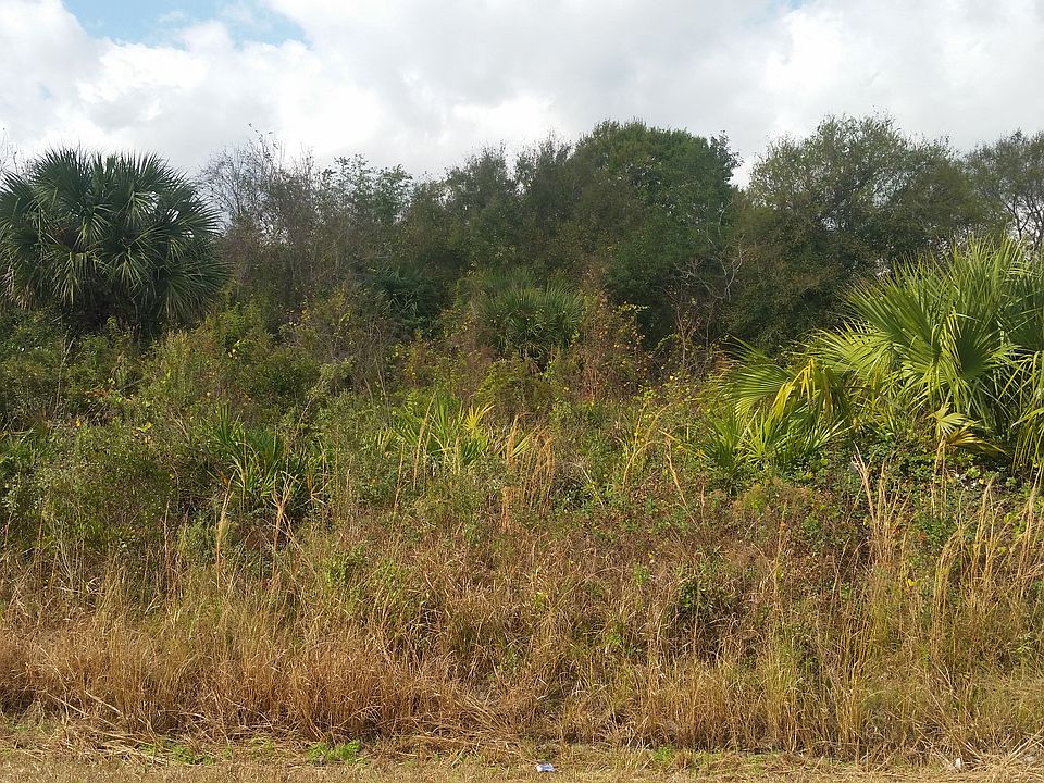 2nd image of 3011 NW 34th Ave