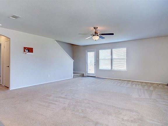 4th image of 10477 Hideaway Trl