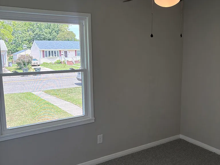 3409 W Weaver Rd — Photo 10