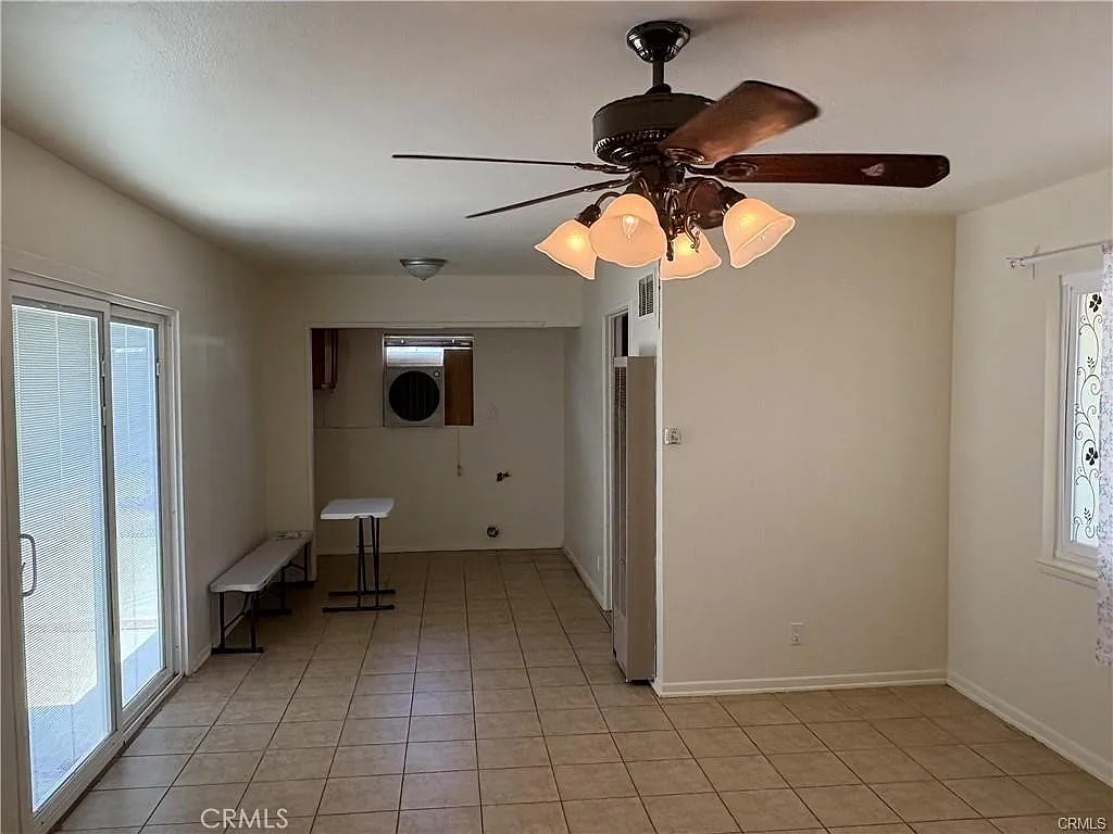 3 bed, 1181 sqft, $2,300 — Photo 4