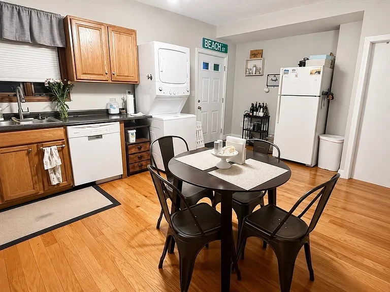 3 Sexton Ct #1 — Photo 3