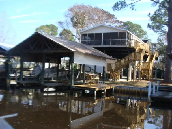 278 SE 241st St, Old Town, FL 32680