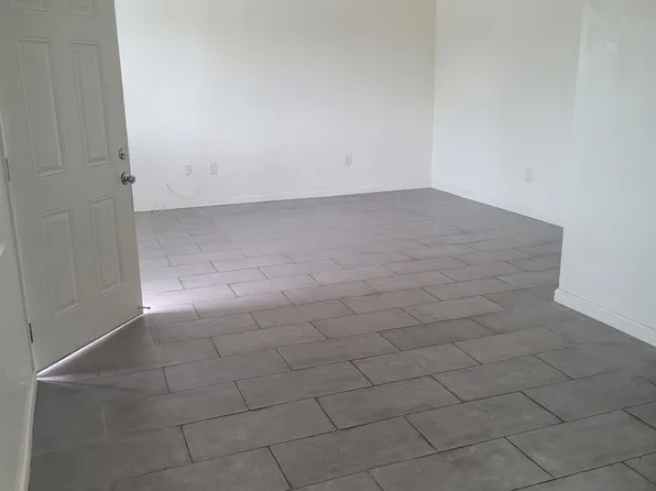 2117 Park St, Livingston, CA 95334