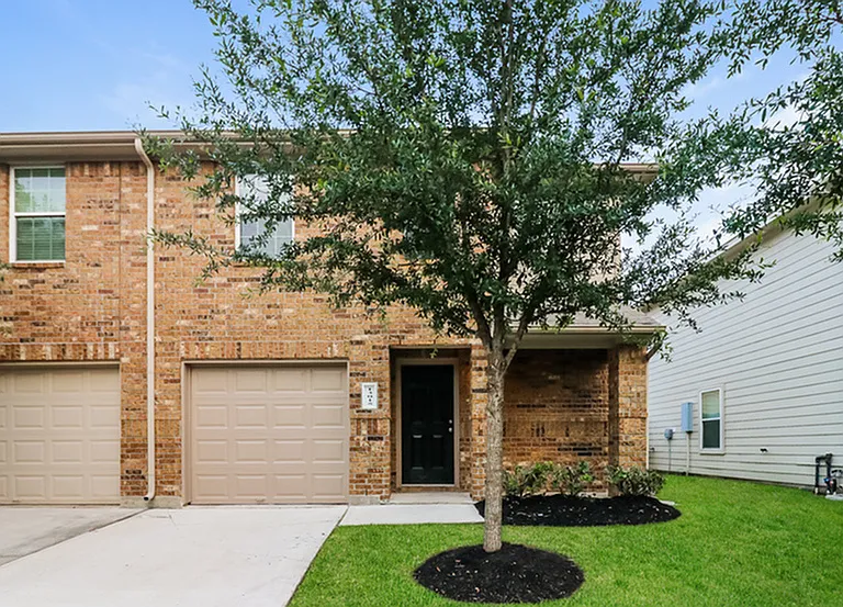 13015 Bella Vida Ln — Photo 1