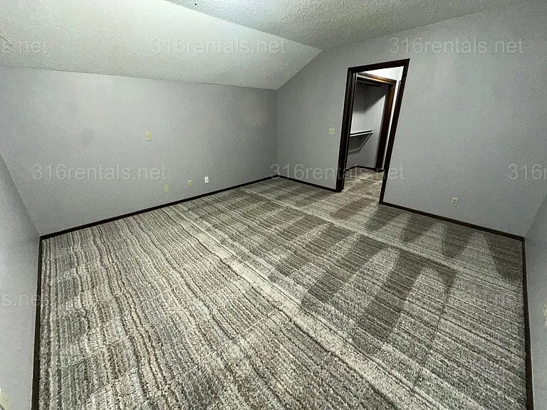 866 N Nims Ave — Photo 21