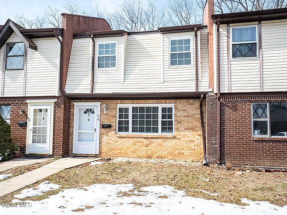 2nd image of 1416 Isabella Court
