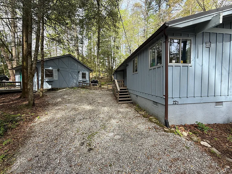 705 Shelton Rd — Photo 24