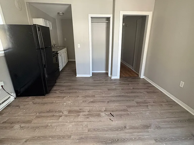 53 Whitney St #1L — Photo 2