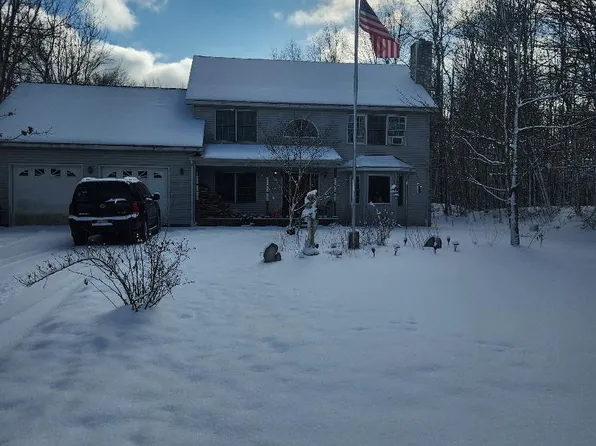 5179 Howard Rd, Smiths Creek, MI 48074