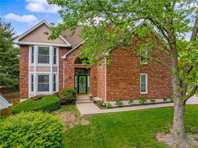 2023 NE Newport Ct, Blue Springs, MO, 64014