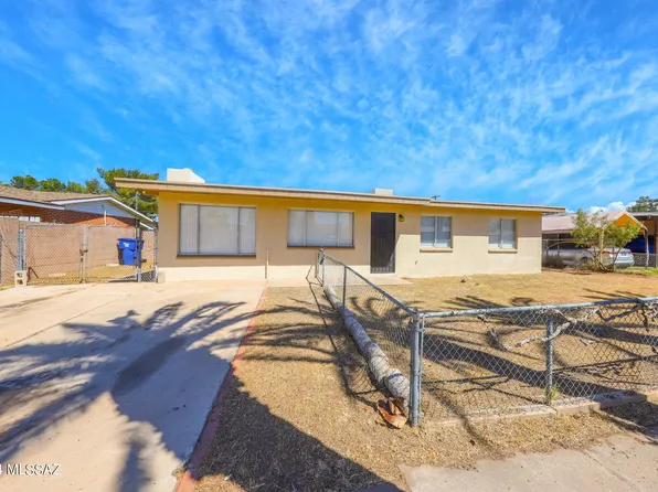 6863 E Lurlene Dr, Tucson, AZ 85730