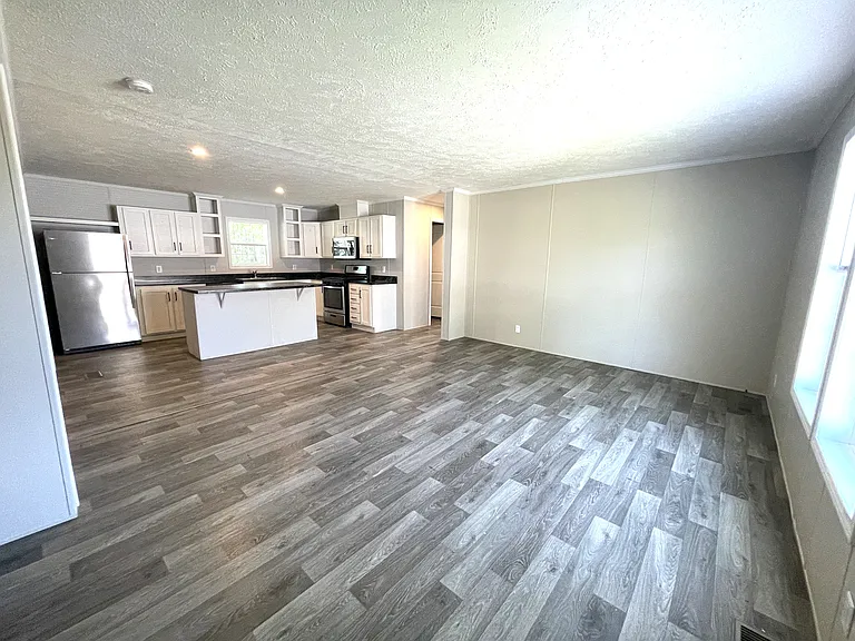 73 Ashley Cir #134 — Photo 9
