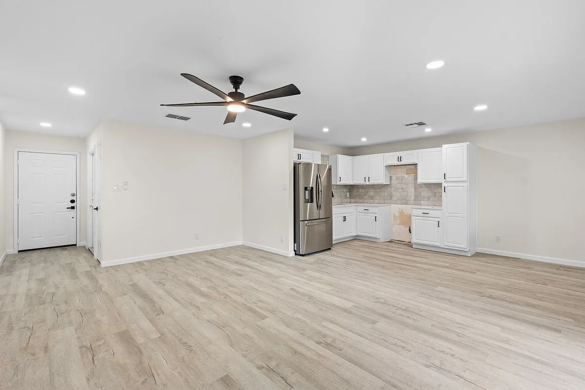 Building Photo - 2508 Dovemeadow Dr